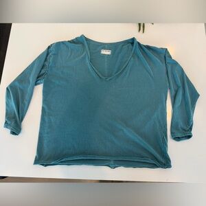 Teal V-Neck Women's Top Free People women’s size M.